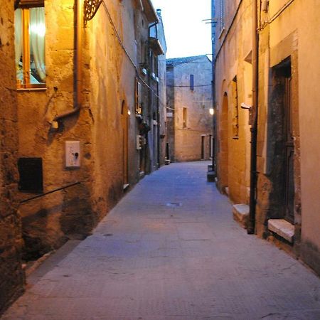 Alchimia Apartment Pitigliano Bagian luar foto